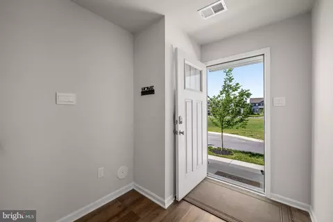 Entry Way - 434 Herringbone Way, Frederick, MD 21701 photo 3 of 19