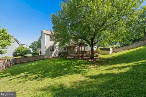 Exterior - 6396 Devonshire Ln, Frederick, MD 21703 photo 11 of 16