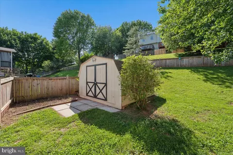 Exterior - 6396 Devonshire Ln, Frederick, MD 21703 photo 8 of 16