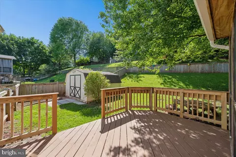 Exterior - 6396 Devonshire Ln, Frederick, MD 21703 photo 6 of 16