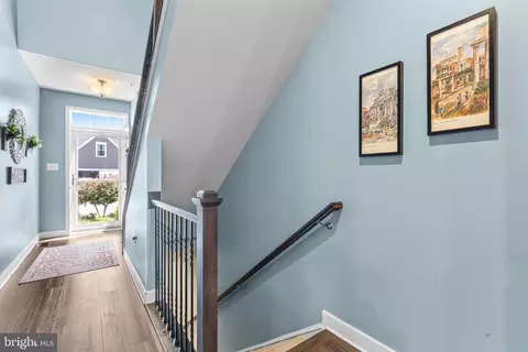 Entry Way - 5312 Crape Myrtle Dr, Frederick, MD 21703 photo 2 of 13