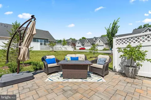 Exterior - 5312 Crape Myrtle Dr, Frederick, MD 21703 photo 7 of 13