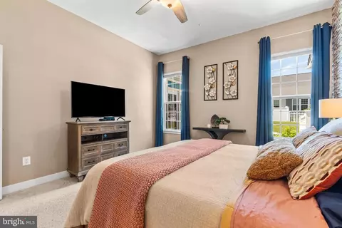 Bedroom - 5312 Crape Myrtle Dr, Frederick, MD 21703 photo 3 of 6