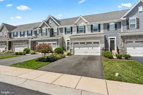Exterior - 5312 Crape Myrtle Dr, Frederick, MD 21703 photo 3 of 13