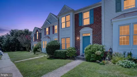 6632 Commodore Ct, New Market, MD 21774