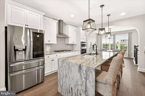 Kitchen - 1094 Holden Rd, Frederick, MD 21701 photo 5 of 6