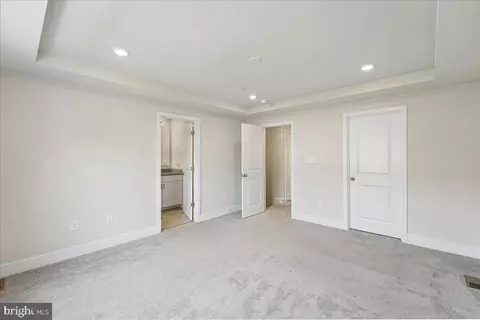 Entry Way - 2380 Spruce Knob Ter, Frederick, MD 21702 photo 2 of 6