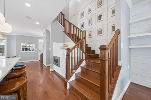 Entry Way - 1132 Holden Rd, Frederick, MD 21701 photo 7 of 12