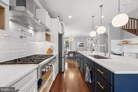 Kitchen - 1132 Holden Rd, Frederick, MD 21701 photo 2 of 4