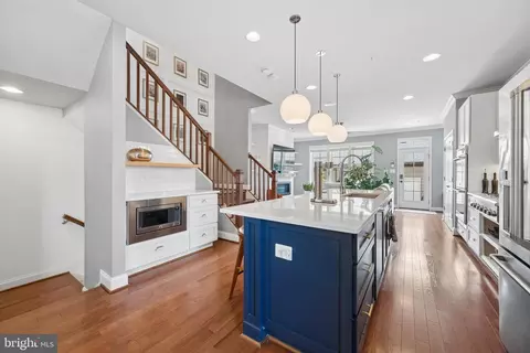 Entry Way - 1132 Holden Rd, Frederick, MD 21701 photo 3 of 12