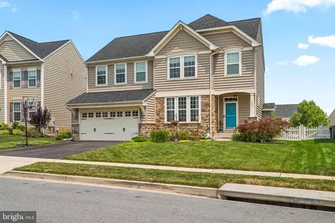 Exterior - 209 Windom Way, Frederick, MD 21702 photo 12 of 12