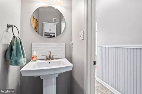 Bath - 209 Windom Way, Frederick, MD 21702 photo 1 of 3