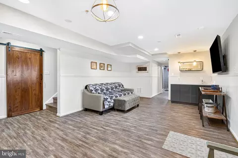 Entry Way - 209 Windom Way, Frederick, MD 21702 photo 11 of 11