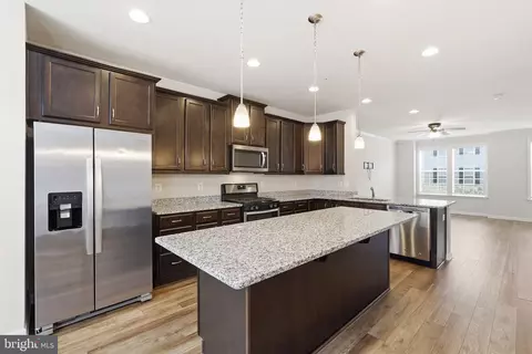 Kitchen - 304 Spring Bank Way, Frederick, MD 21701 photo 2 of 3