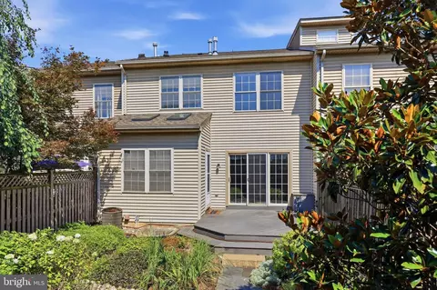 Exterior - 2215 Parish Ln, Frederick, MD 21701 photo 8 of 20