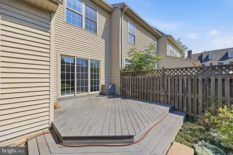 Exterior - 2215 Parish Ln, Frederick, MD 21701 photo 4 of 20