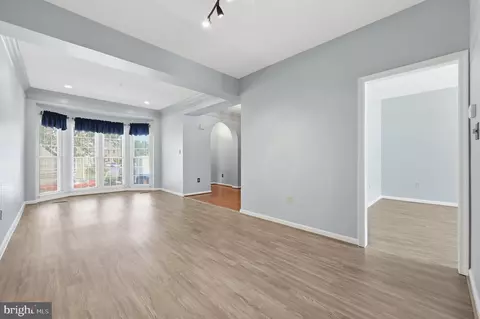 Living - 2215 Parish Ln, Frederick, MD 21701 photo 4 of 9