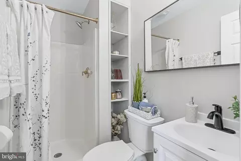 Bath - 1015 Cheryls Ct, Frederick, MD 21703 photo 1 of 2
