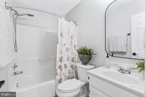 Bath - 1015 Cheryls Ct, Frederick, MD 21703 photo 2 of 2