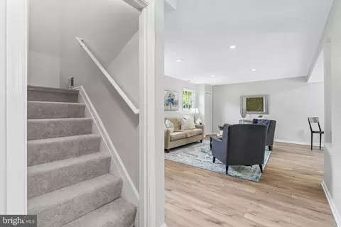 Entry Way - 1015 Cheryls Ct, Frederick, MD 21703 photo 4 of 5