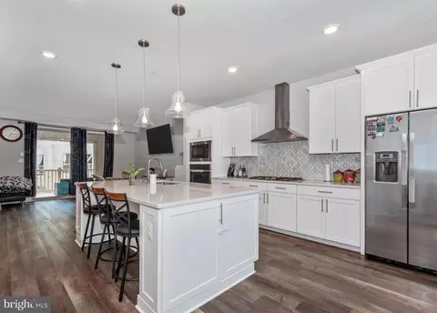 Kitchen - 11115 Hazelnut Ln, Monrovia, MD 21770 photo 2 of 3