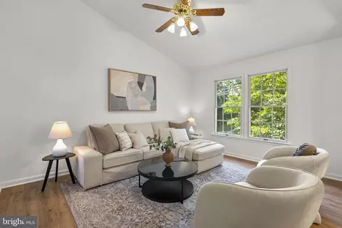 Living - 903 Chestnut St, Frederick, MD 21703 photo 1 of 4