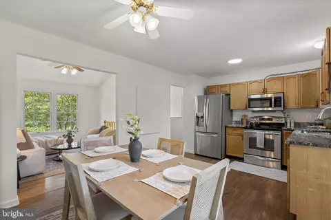 Dining - 903 Chestnut St, Frederick, MD 21703 photo 2 of 2