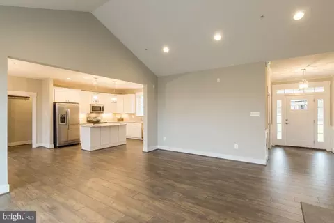Entry Way - 3100 Thurston Rd, Frederick, MD 21704 photo 3 of 4