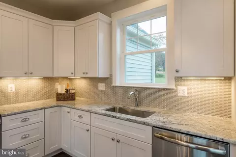 Kitchen - 3100 Thurston Rd, Frederick, MD 21704 photo 5 of 7