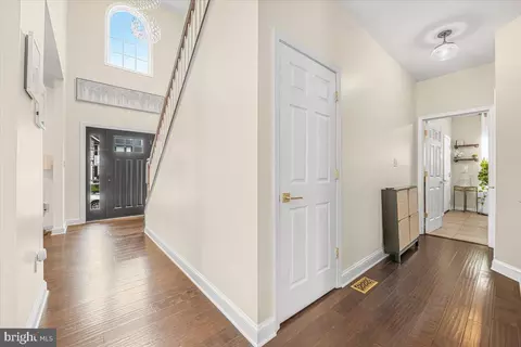 Entry Way - 94 George Thomas Dr, Frederick, MD 21702 photo 7 of 11