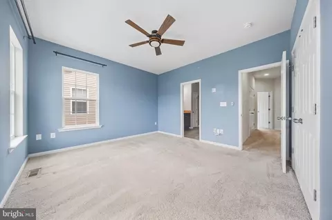 Entry Way - 6086 Forum Sq, Frederick, MD 21703 photo 15 of 20