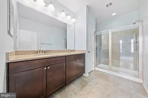 Entry Way - 6086 Forum Sq, Frederick, MD 21703 photo 16 of 20