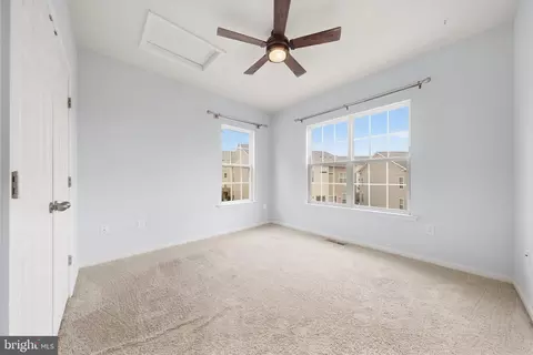 Entry Way - 6086 Forum Sq, Frederick, MD 21703 photo 19 of 20