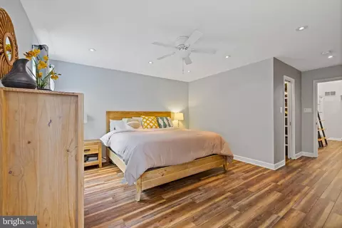 Bedroom - 7014 Allington Manor Cir E, Frederick, MD 21703 photo 6 of 8