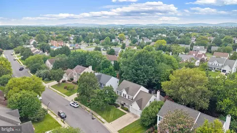 View/Area - 7014 Allington Manor Cir E, Frederick, MD 21703 photo 6 of 13