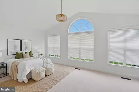 Bedroom - 1813 N Greenleese Dr N, Frederick, MD 21701 photo 2 of 9