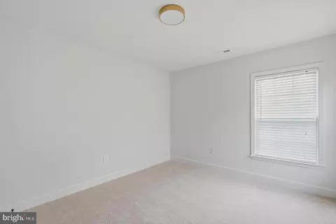 Bedroom - 1813 N Greenleese Dr N, Frederick, MD 21701 photo 6 of 9