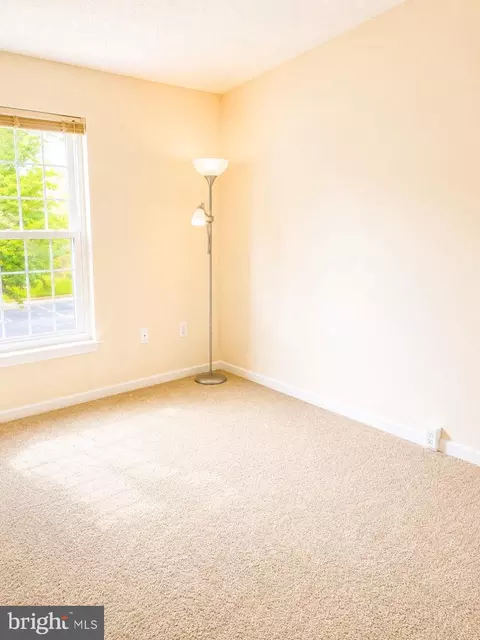 Bedroom - 4989 Pintail Ct, Frederick, MD 21703 photo 6 of 6