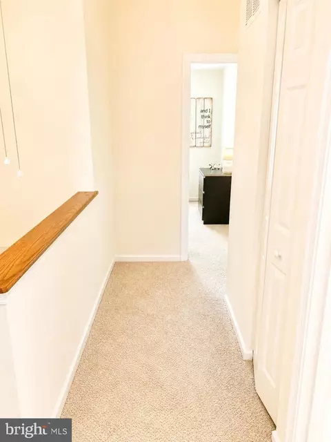 Entry Way - 4989 Pintail Ct, Frederick, MD 21703 photo 3 of 4