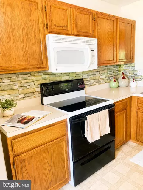 Kitchen - 4989 Pintail Ct, Frederick, MD 21703 photo 1 of 3