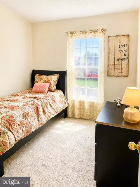 Bedroom - 4989 Pintail Ct, Frederick, MD 21703 photo 4 of 6