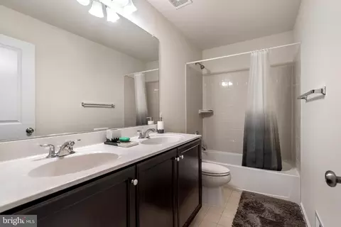 Entry Way - 8514 Raptor Ridge Ln, Frederick, MD 21704 photo 6 of 9