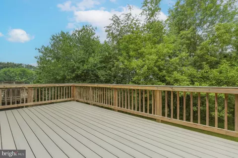 Exterior - 6212 Cliffside Ter, Frederick, MD 21701 photo 3 of 7