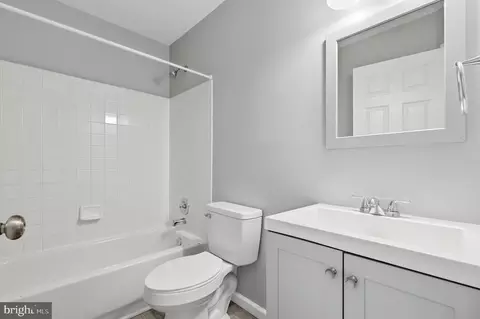 Bath - 6212 Cliffside Ter, Frederick, MD 21701 photo 2 of 3