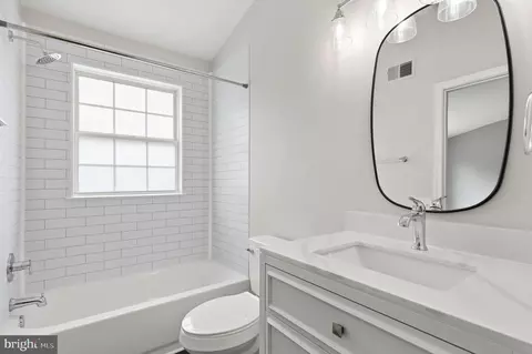 Bath - 6212 Cliffside Ter, Frederick, MD 21701 photo 1 of 3