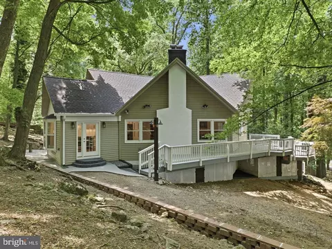 10611 Rum Springs Rd, Myersville, MD 21773