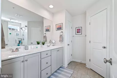 Bath - 5659 Scott Ridge Pl, Frederick, MD 21704 photo 1 of 1