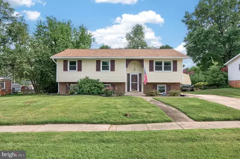 214 Glade Blvd, Walkersville, MD 21793