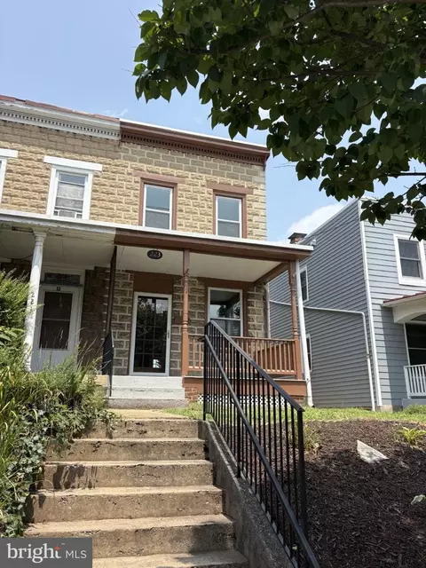 Exterior - 223 E 5th St, Frederick, MD 21701 photo 3 of 8