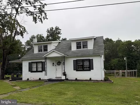 15851 Smith Rd, Thurmont, MD 21788